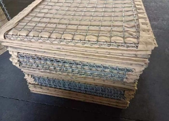 100*100mm Delik Boyutu Askeri  Engeller Etkili Koruma İçin Kaynaklandıktan Sonra Galvanize Edildi