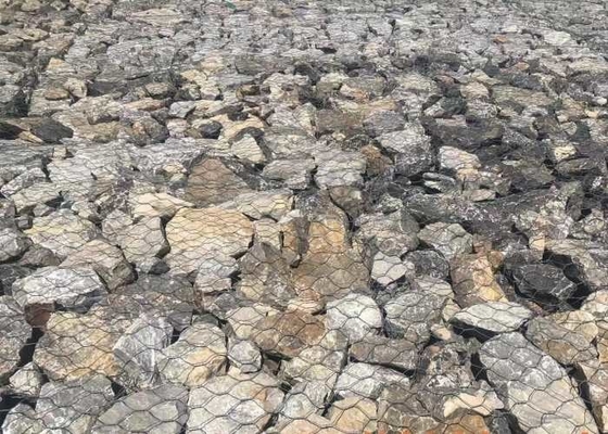 Çekim Gücü Yeşil PVC kaplamalı gabion yataklar