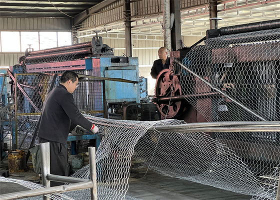 Su basıncı kontrol 3.2mm Gabion Mesh Kafesleri için Stone Sack Gabion kutuları Nehir doldurma Gabion poşetleri