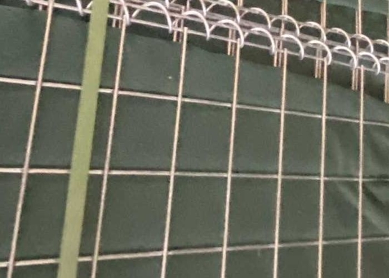 Ağır Görevli Sıcak Battırılmış Galvanizli Askeri  Bariyer 4 mm Spiral Mesafe