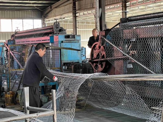 Dokumalı Ekonomik Galfan Taş Kafesleri 2.2mm Tel Diametri
