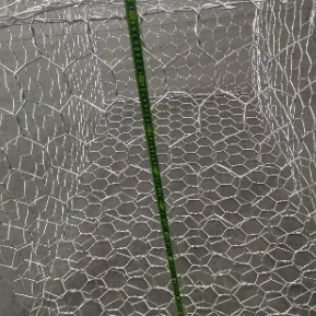 Eğim stabilizasyonu için galvanizli PVC kaplı altıgen gabion tel örgü