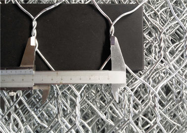 Güçlendirilmiş Gabion Hasır / Galvanizli Duvar Sepeti 60 * 80 Mm Delik Boyutu