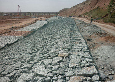 Bükülmüş Tel  Gabion Yatak Erozyon Kontrolü Altıgen / Kare Delik Şekli